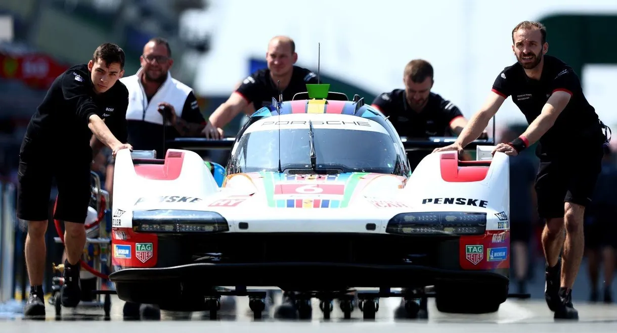 Racing With Giants: Porsche at Le Mans