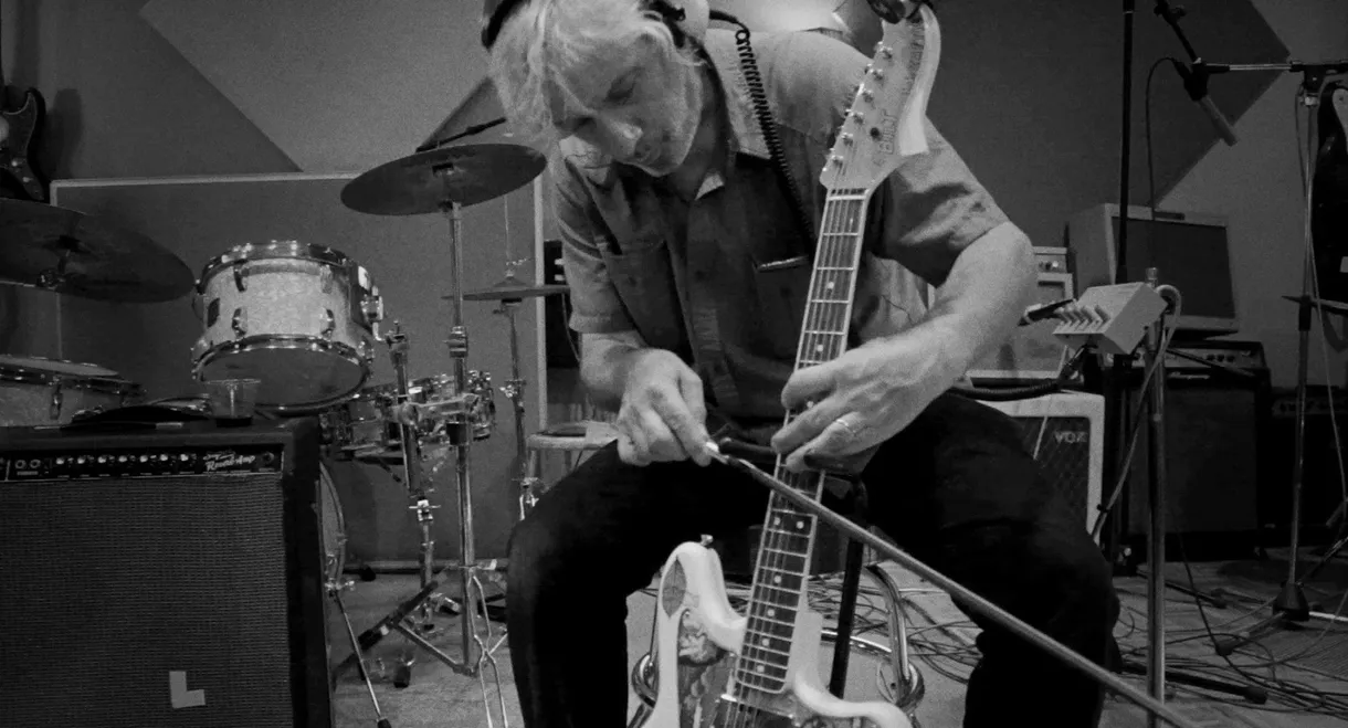 Hello Hello Hello: Lee Ranaldo, Electric Trim