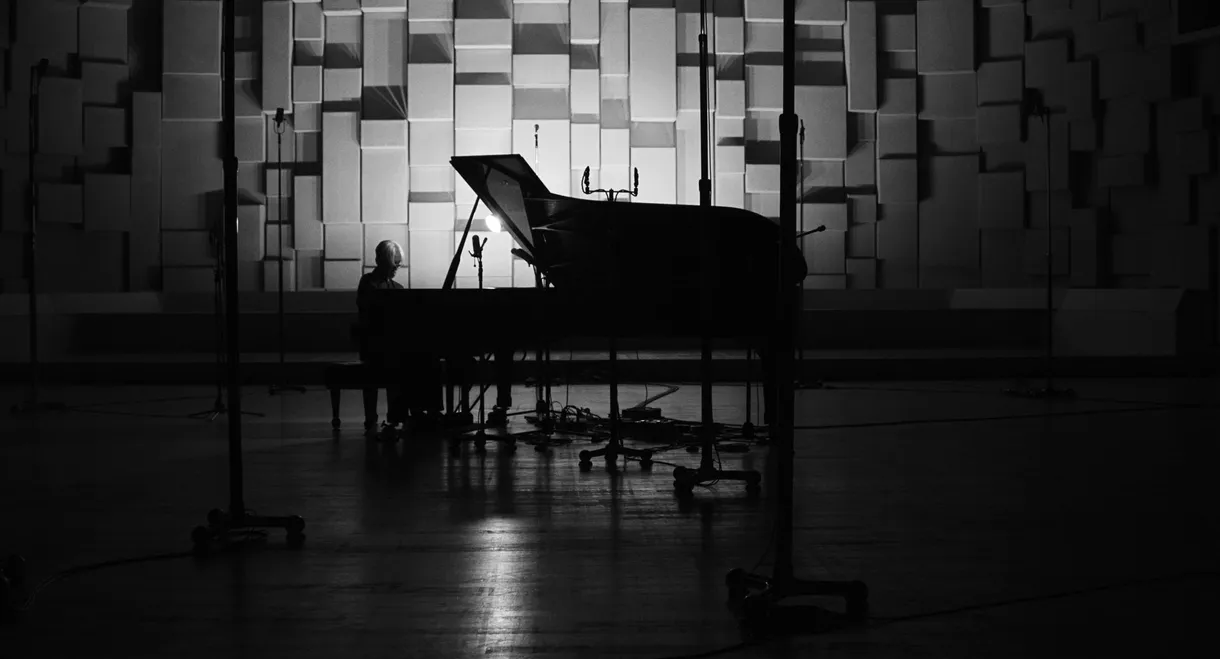 Ryuichi Sakamoto: Playing the Piano 2022