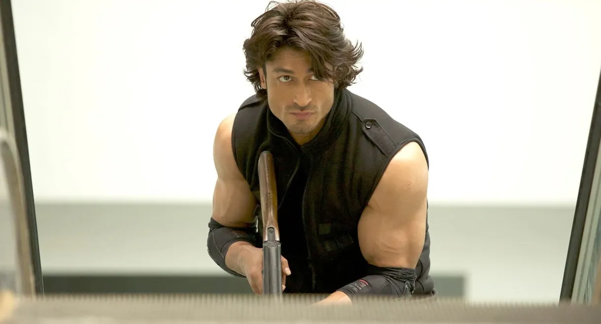 Commando 2 - The Black Money Trail