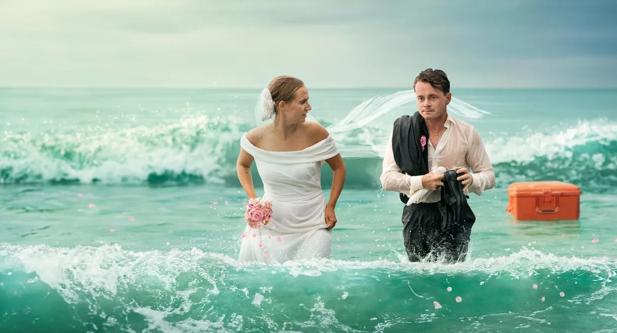 Stranded on Honeymoon Island Danmark