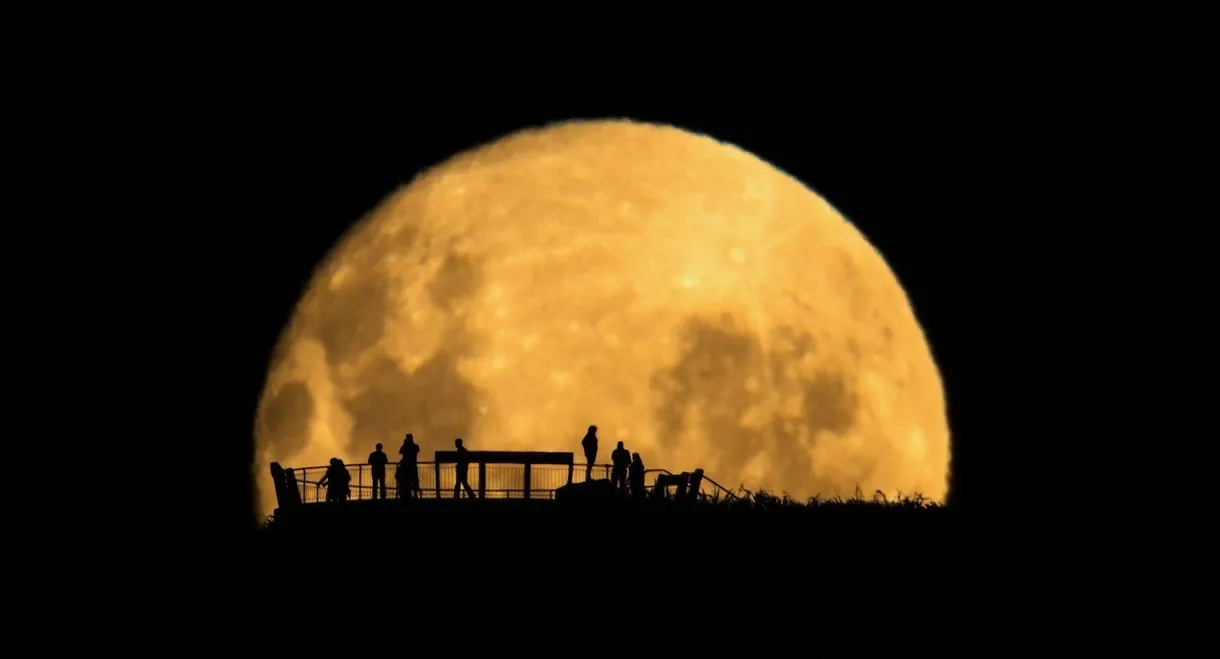 Wonders of the Moon