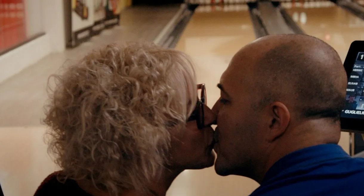 Bloom Up: A Swinger Couple Story