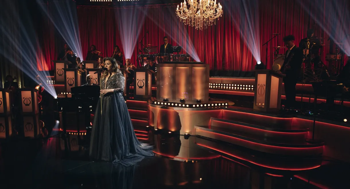 Kelly Clarkson Presents: When Christmas Comes Around