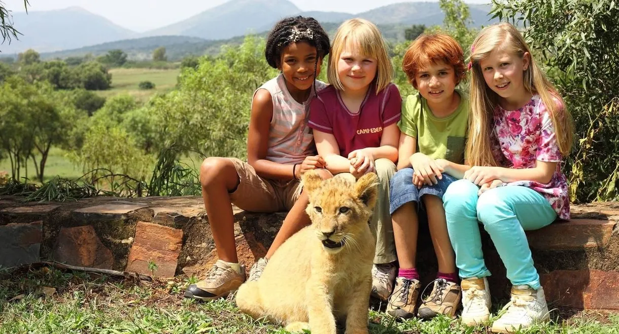 Casper and Emma on Safari